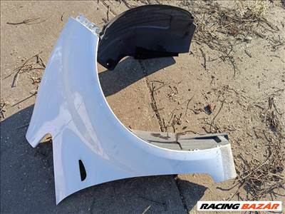 Kia Venga jobb , bal első sárvédő 