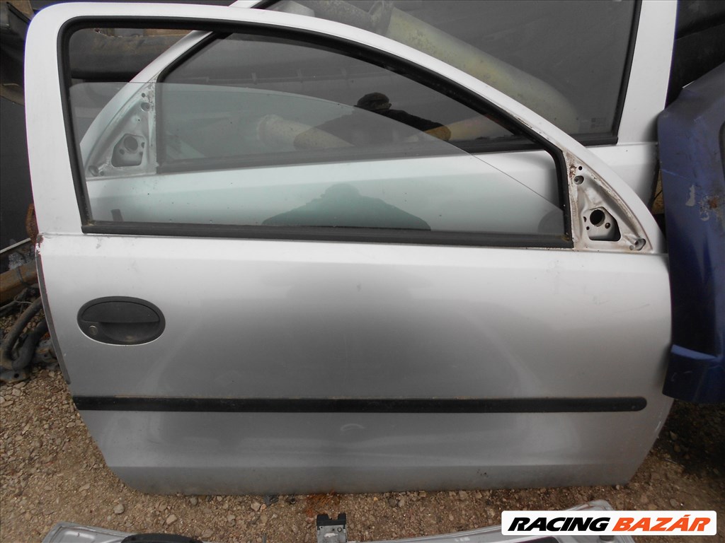 Opel Corsa C 1.0 jobb ajtó 1. kép