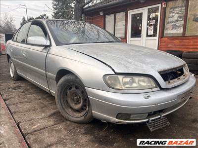 Opel Omega B 2.2i bontott alkatrészei
