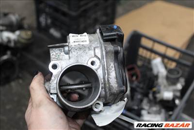 Renault Trafic II Fojtószelep  8200987453