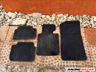 BMW E46 szőnyeg garnitúra
