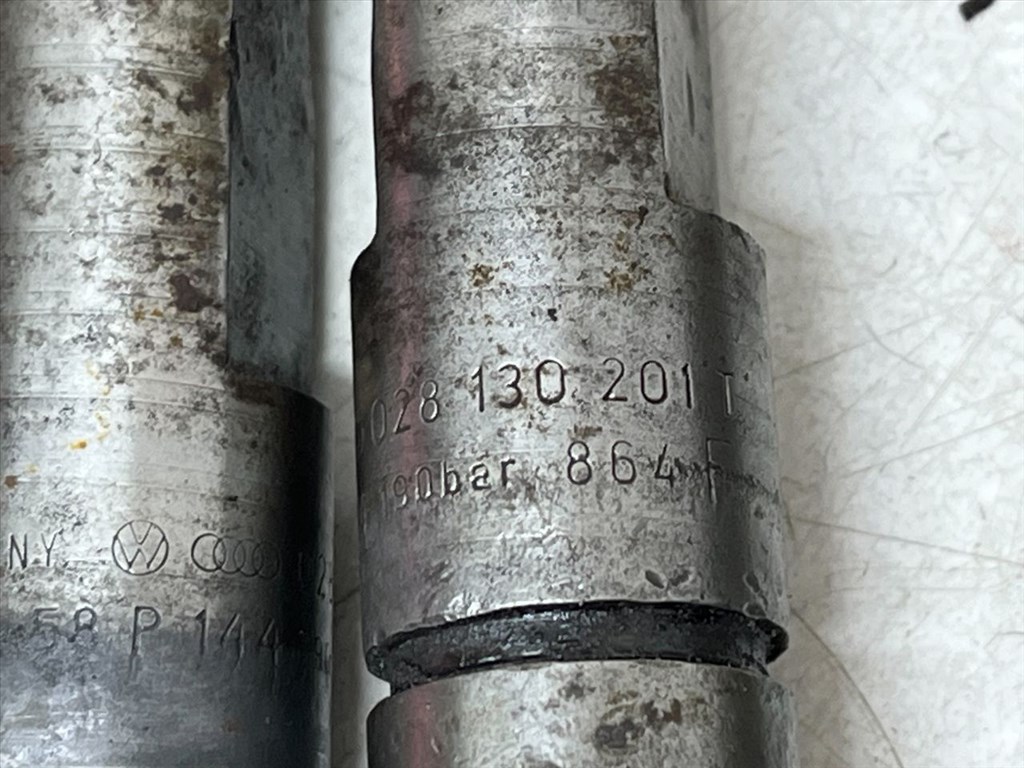 VW GOLF III (1H1/ 1W1) 1.9 TDI Porlasztó (1 db) #9568# 028130201G 4. kép