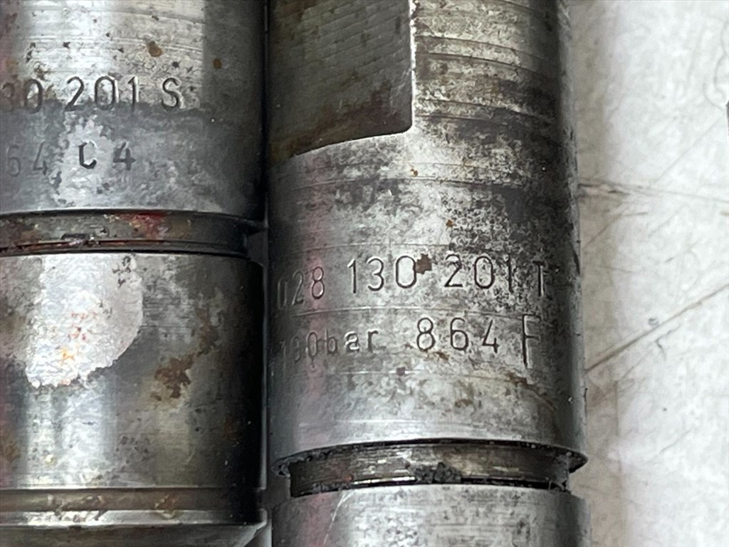 VW GOLF III (1H1/ 1W1) 1.9 TDI Porlasztó (1 db) #9568# 028130201G 5. kép