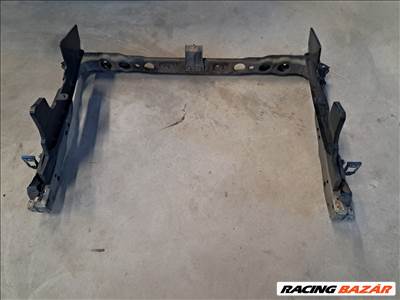 Toyota Avensis (T270 Facelift) hűtőtartó 