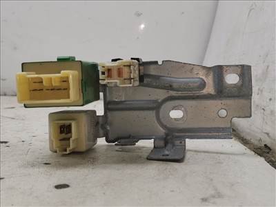 MAZDA 323 F VI (BJ) 2.0 D Központizár Elektronika #32972# BG2M67830