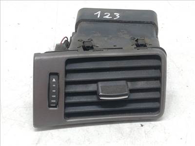 AUDI A6 II Avant (4B5/ 4B6/ C5) 2.5 TDI Bal Szellőző #9165# 4B1820901