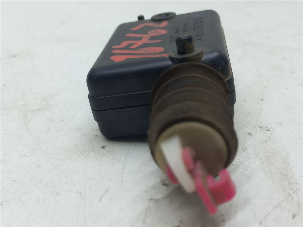 RENAULT SCÉNIC I (JA0/1_) 1.4 16V (JA0D/ JA1H/ Ja0W/ JA10) Központizár Motor Csomagtérajtó #16762# 5. kép