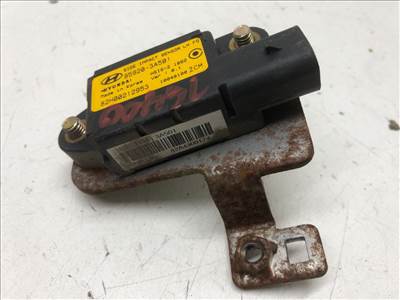 HYUNDAI TRAJET (FO) 2.0 CRDi Bal első Oldal Ütközés Érzékelő #16400#