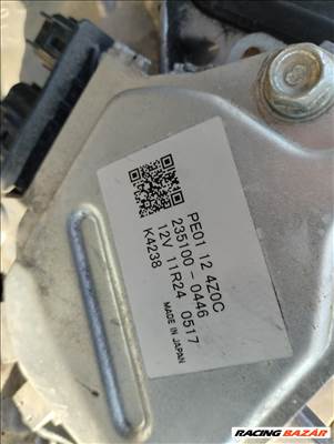 Mazda 3,CX-3,6 vezérműtengely állító szelep. pe01124z0c