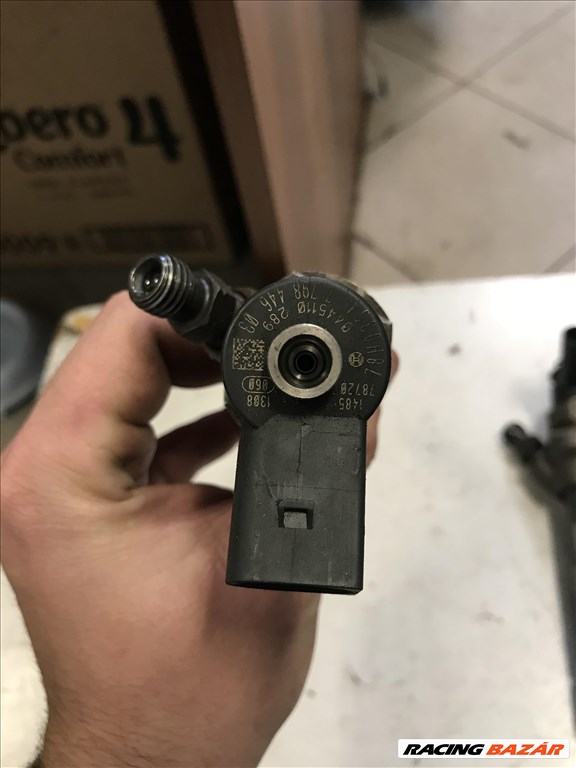BMW 118 E81, E82, E87, E88 porlasztó  0445110289 8. kép