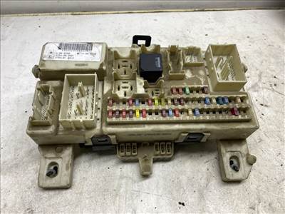 FORD FOCUS II (DA_) 1.6 TDCi Biztosítéktábla Utastér #26211# 6M5T14014