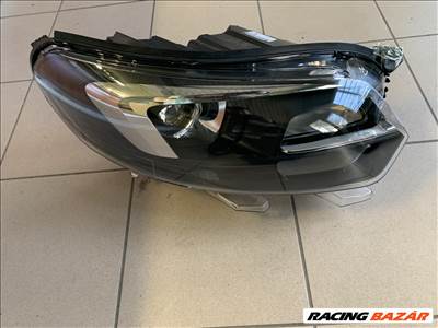 Citroën Jumpy III Citroen Jumpy (2016-tól) Jobb első fényszóró 