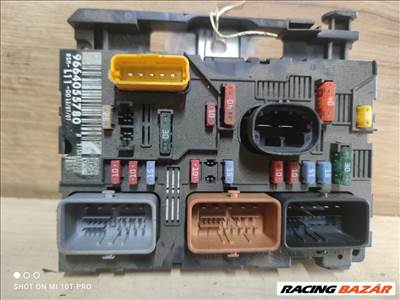 Peugeot 307 motortéri biztosítéktábla  9664055780