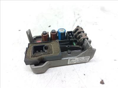 MERCEDES-BENZ M-CLASS (W163) ML 270 CDI (163.113) Előtét Ellenállás Fűtőmotor #14152# 9140010471