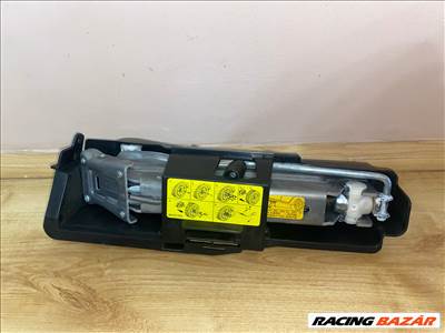 Audi A6 (C6 - 4F) C6 - 4F gyári emelő  4f0011031