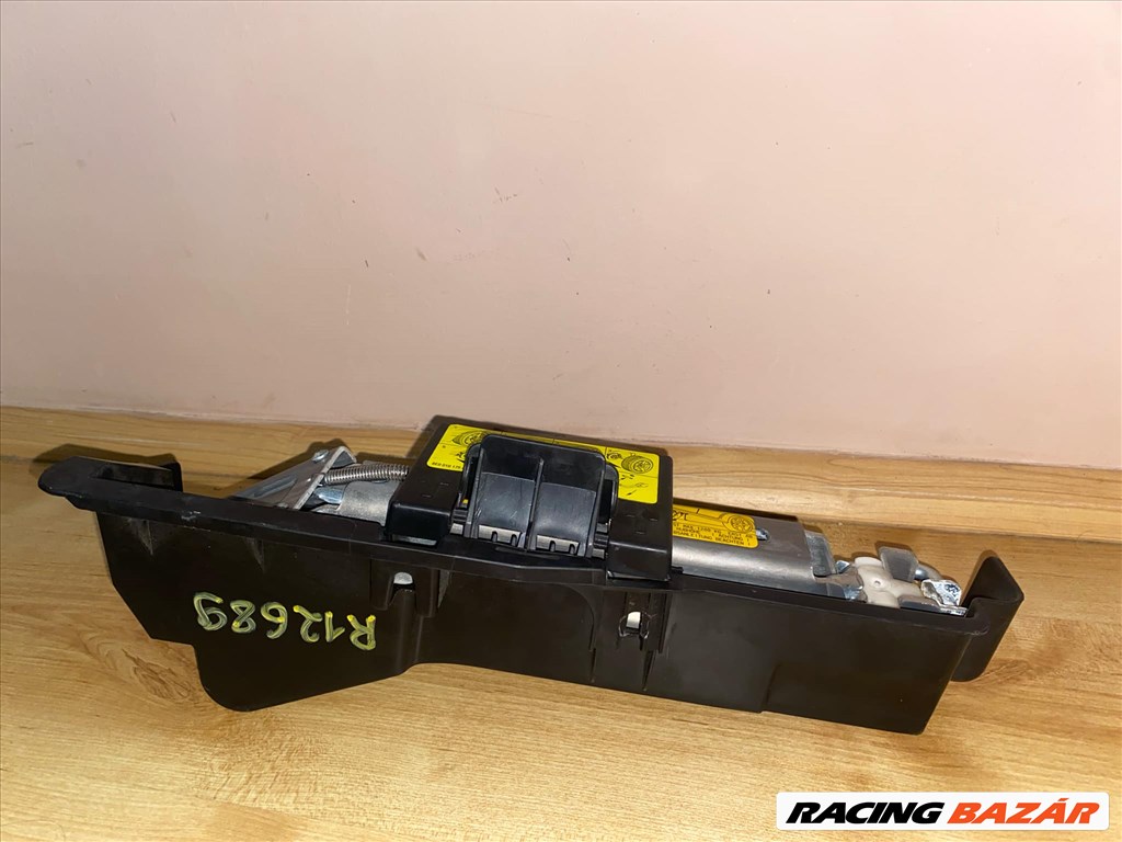 Audi A6 (C6 - 4F) C6 - 4F gyári emelő  4f0011031 5. kép