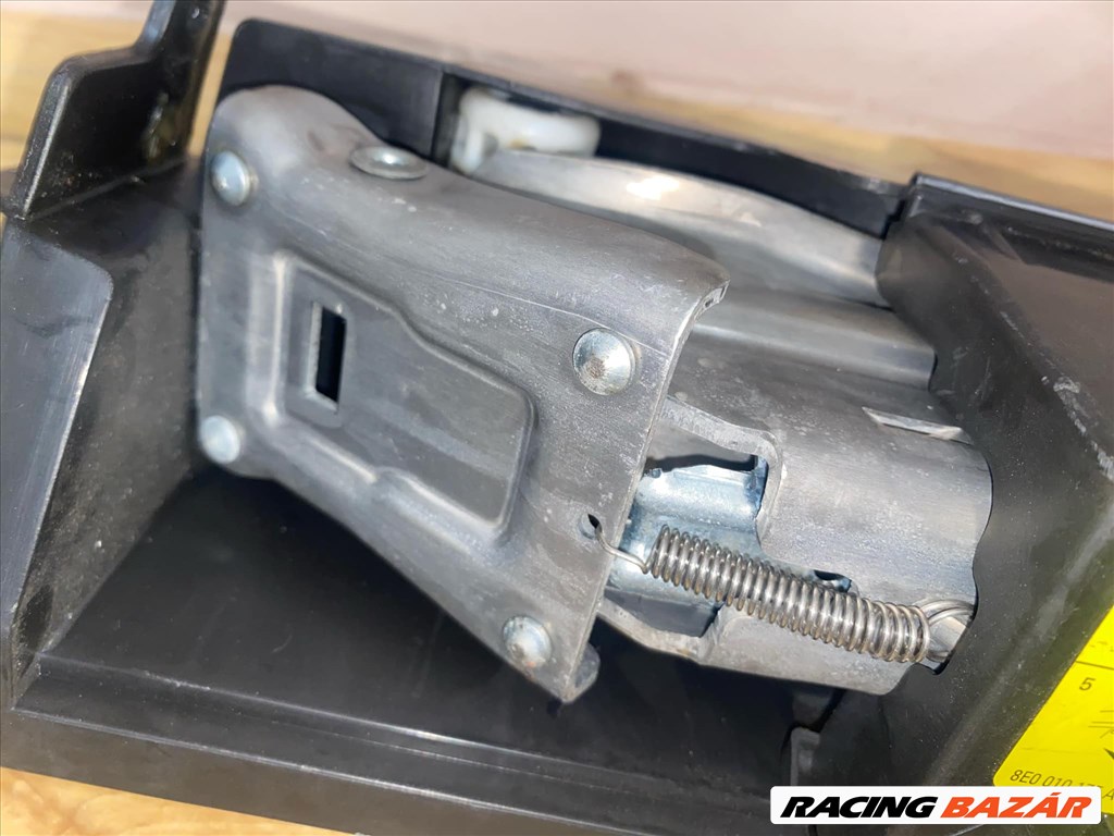 Audi A6 (C6 - 4F) C6 - 4F gyári emelő  4f0011031 12. kép