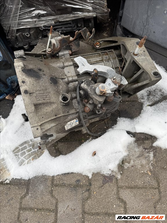 Ford transit váltó 2.0-2.2-2.4 1. kép