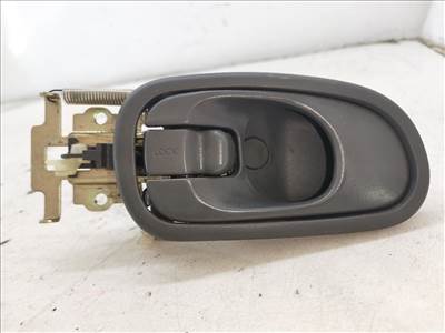 KIA SHUMA (FB) 1.5 i 16V Bal hátsó Belső Kilincs #27242# K9A459331