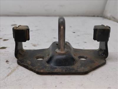 OPEL ASTRA H (L48) 1.3 CDTI Csomagtérajtó Ütköző #29181# 13203495