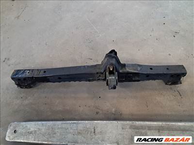 Toyota Avensis (T270 Facelift) kereszttartó 