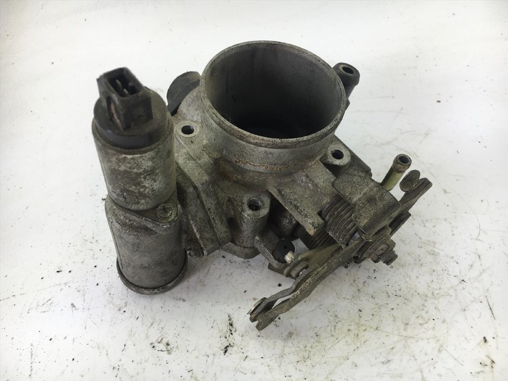 Fiat Bravo, Brava, Marea 1.8 16v pillangószelep bontott RTZ60-80 2. kép
