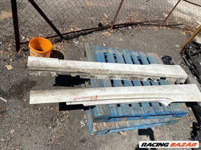 BMW 3 E93 Küszöb Burkolat 51778041197 51778041198