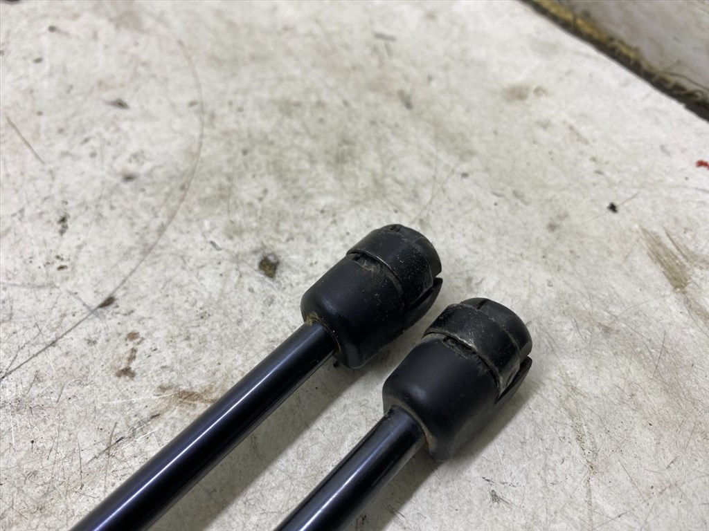 VW PASSAT Variant VI (3C5) 2.0 TDI 16V Gázrugós Kitámasztó Teleszkóp Pár Csomagtérajtó #30006# 8. kép