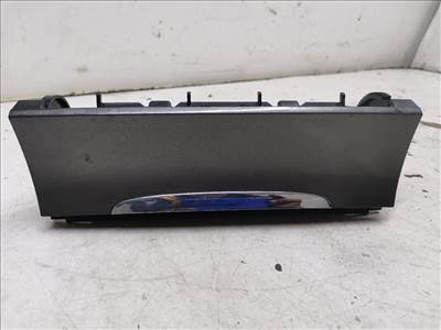 VW PASSAT Variant VI (3C5) 2.0 TDI 16V Első Hamutartó #30043# 3C0863284