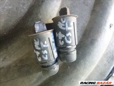 Citroën C4 Picasso I 2006 csomagtér ajtózár ütköző  felfogatás  sérült  