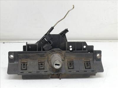 AUDI A3 (8L1) 1.6 Csomagtérajtó Kilincs #8204#