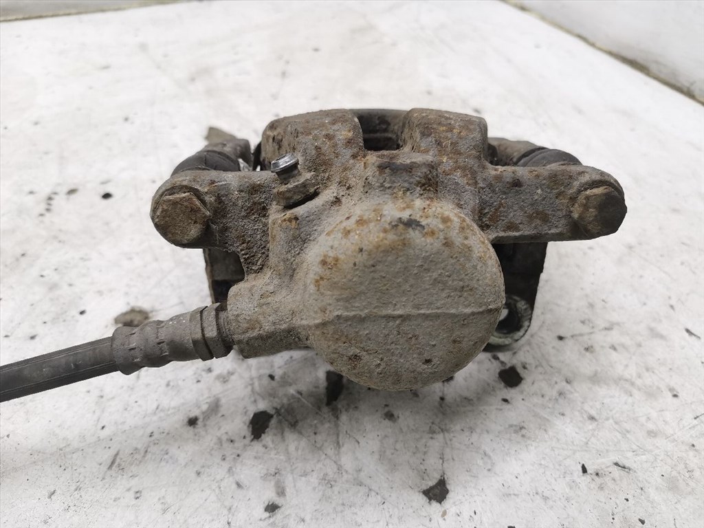 VOLVO S80 II (AS) 2.5 T Jobb hátsó Féknyereg Munkahengerrel #27197# 4. kép