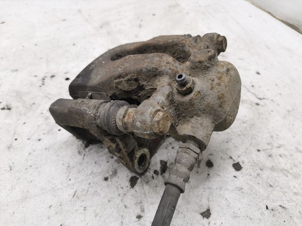 VOLVO S80 II (AS) 2.5 T Jobb hátsó Féknyereg Munkahengerrel #27197# 5. kép