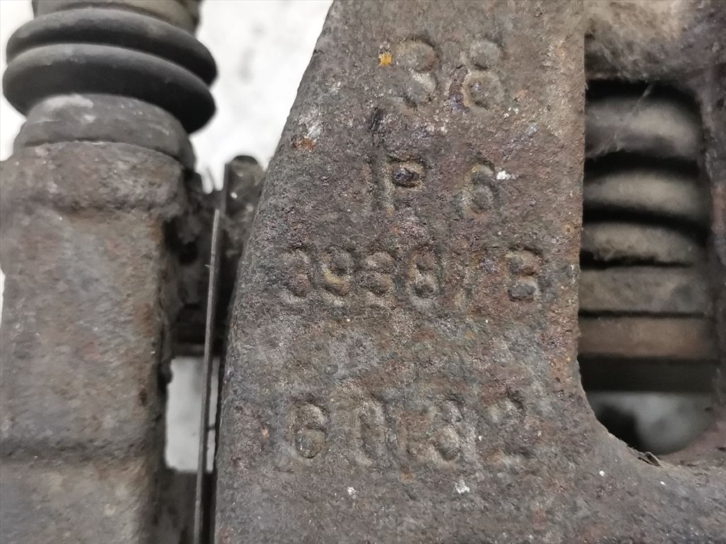 VOLVO S80 II (AS) 2.5 T Jobb hátsó Féknyereg Munkahengerrel #27197# 7. kép