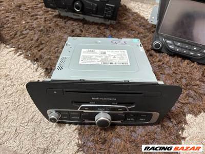 Audi Q3 (8U) AUDI Q3 Rádió / CD 8u0035192e