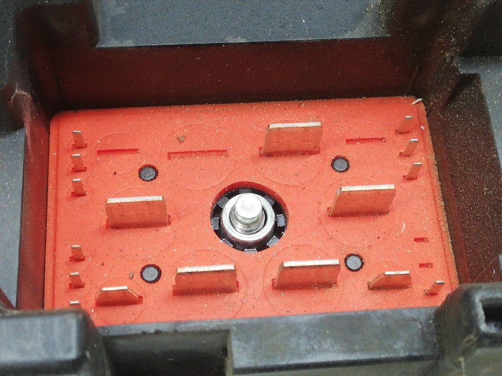 OPEL VECTRA C 1.9 CDTI Biztosítéktábla Motortér #10801# 13172979DF 6. kép