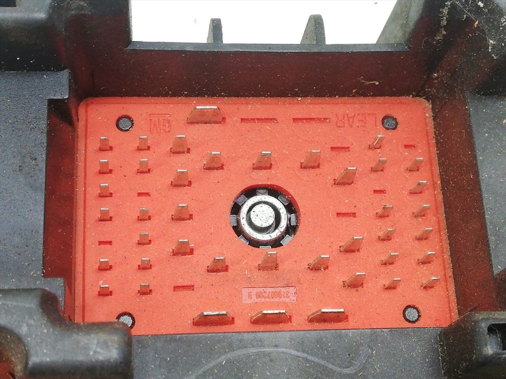 OPEL VECTRA C 1.9 CDTI Biztosítéktábla Motortér #10801# 13172979DF 7. kép