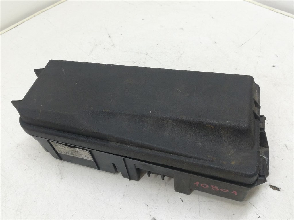 OPEL VECTRA C 1.9 CDTI Biztosítéktábla Motortér #10801# 13172979DF 9. kép