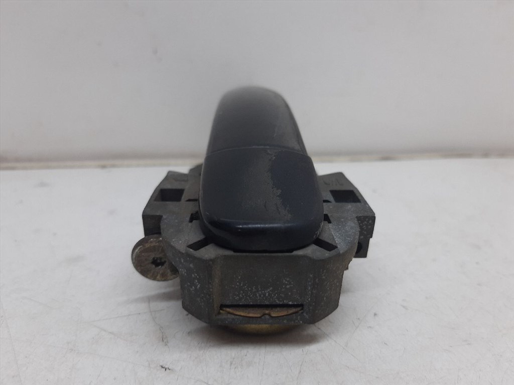 SEAT LEON (1M1) 1.4 16V Bal hátsó Külső Kilincs #18597# 3B0837207 7. kép