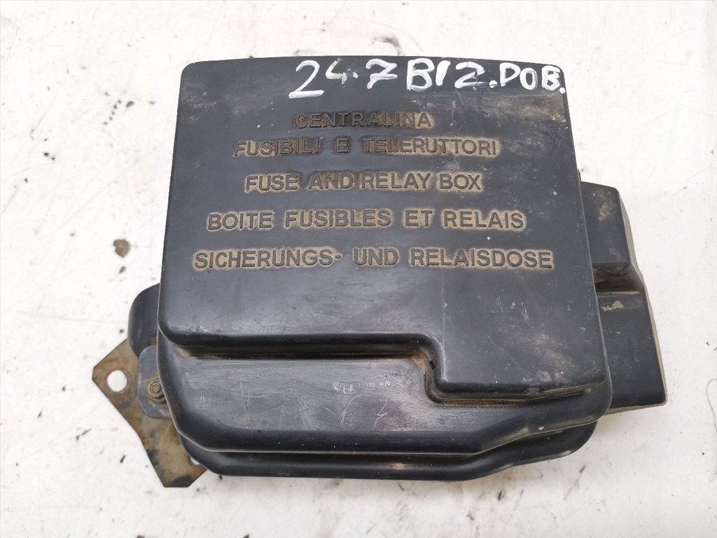 FIAT DUCATO (244) 2.0 JTD Biztosítéktábla Doboz #26681# 1. kép