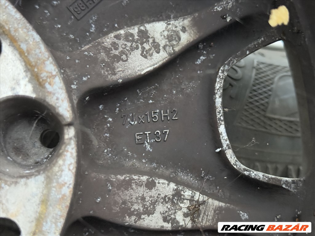 Mercedes E osztály W210 gyári alufelni 2104010102 205/65 R15 Téli gumival 15 col, 15 colos 4. kép