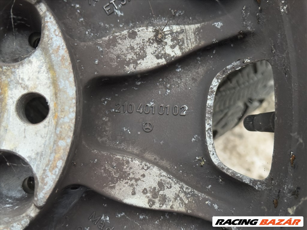 Mercedes E osztály W210 gyári alufelni 2104010102 205/65 R15 Téli gumival 15 col, 15 colos 5. kép