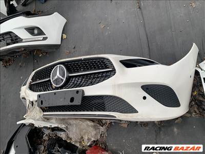 Mercedes CLA c118 W118 Első komplett lökhárító piros fekete fehér szín