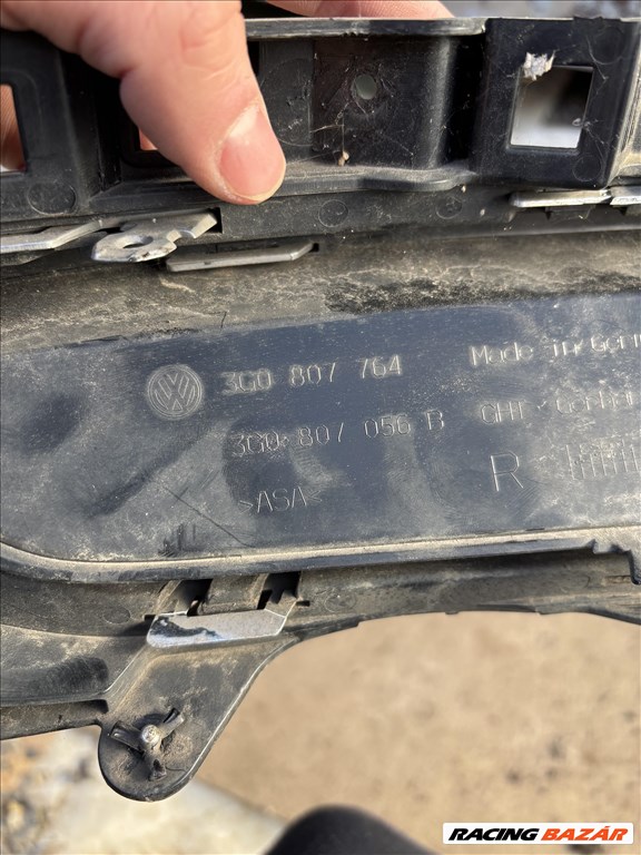 Volkswagen Passat B8 Jobb hátsó kipufogó 3g0807764 2. kép