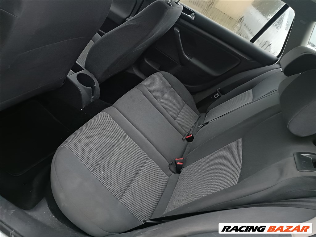 Volkswagen Golf V Variant 1.9 TDI motor BXE kóddal, 207870km-el eladó bxe19tdi vwgolf5 13. kép