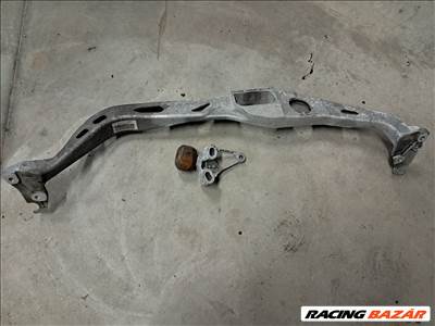 Audi A6 (C7 - 4G) 2.0 tdi billenésgátló bak, kereszttartó 