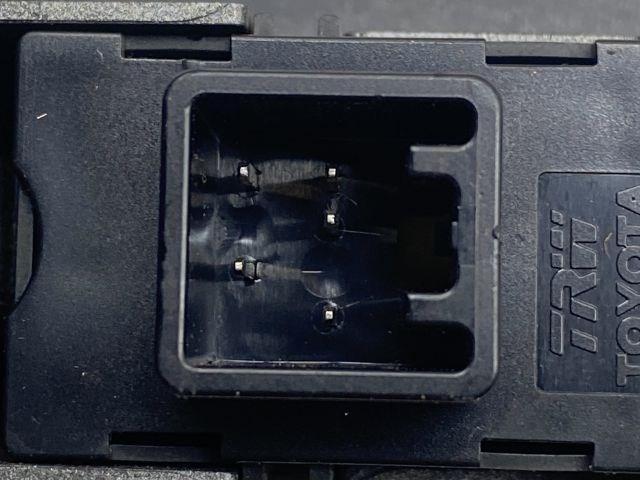 TOYOTA COROLLA Jobb első Ablakemelő Kapcsoló 3. kép