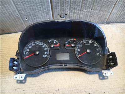 Fiat punto 2003-2010 1.3 jtd fordulatszám mérős bontott óracsoport 51703280