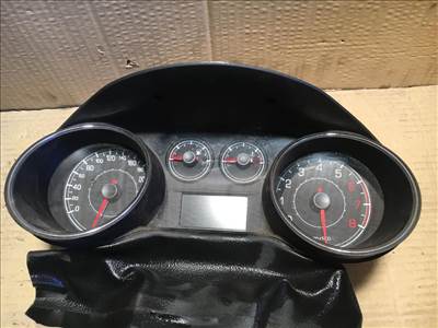 Fiat Bravo 1.4 Tjet benzines bontott óracsoport 51820219