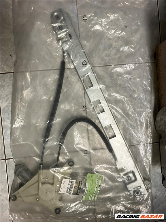 Renault Master III ablakemelő elektronika  807210008r 1. kép